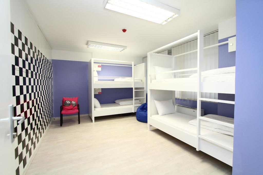 Dc Hostel Белград Номер фото