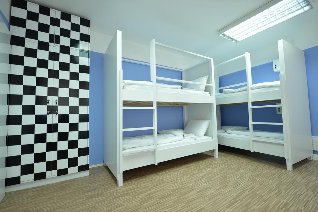 Dc Hostel Белград Номер фото