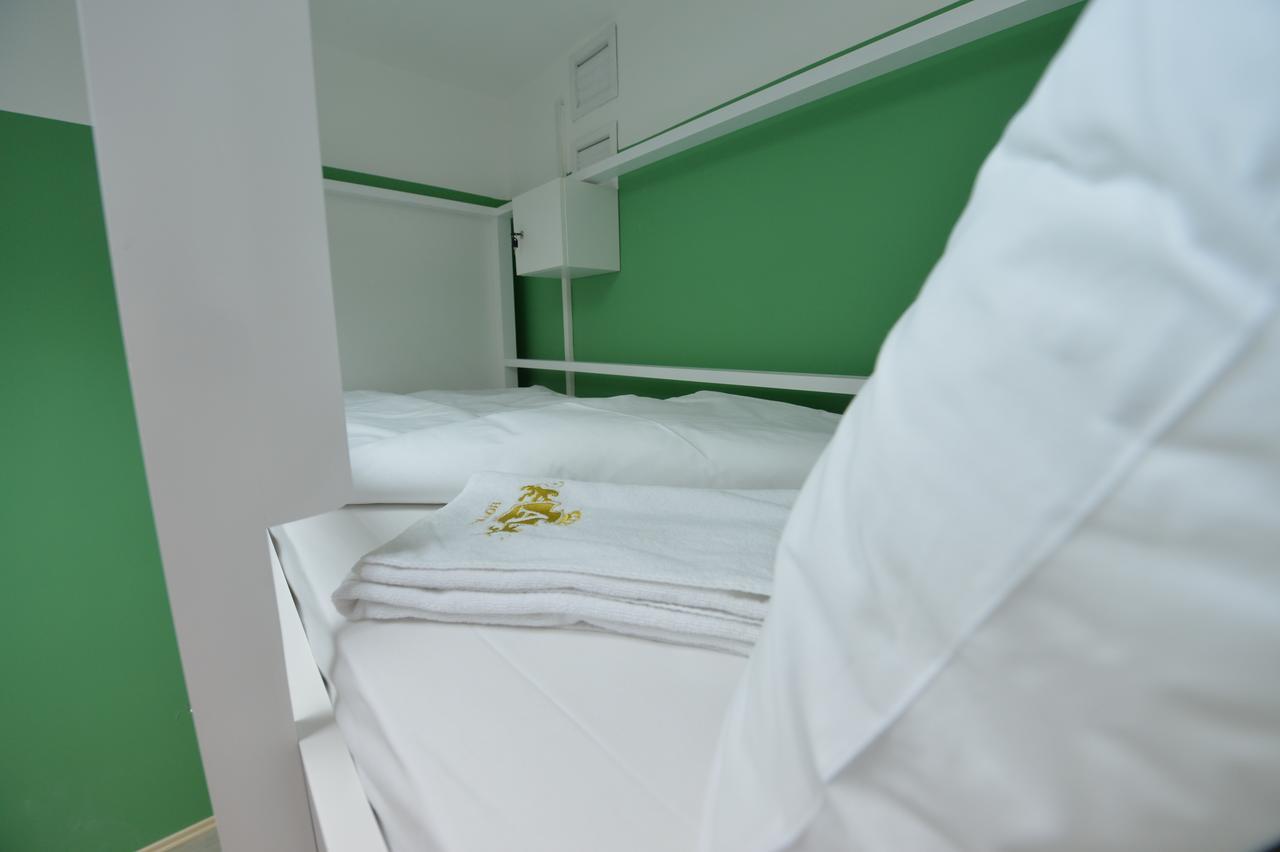 Dc Hostel Белград Номер фото